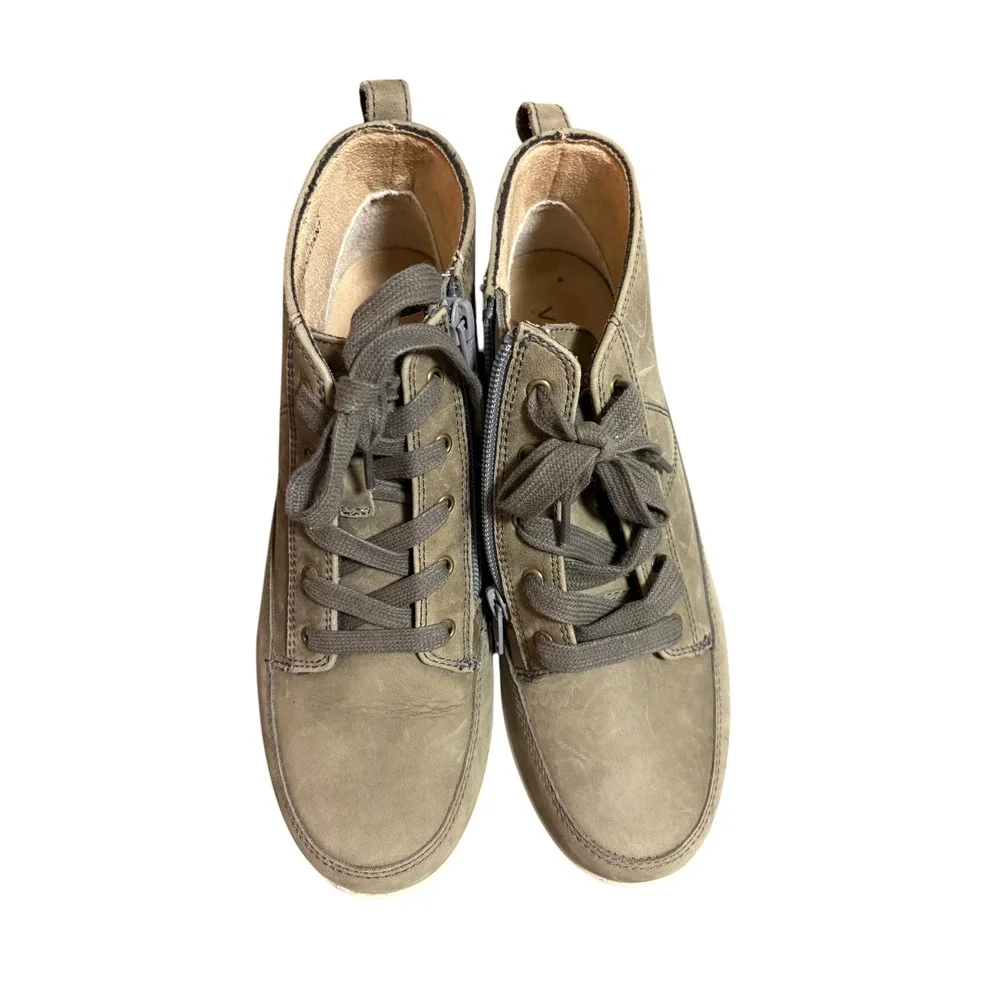 Vionic Shawna Olive Water Resistant Leather Side Zip Lace up Ankle Booties - 7W